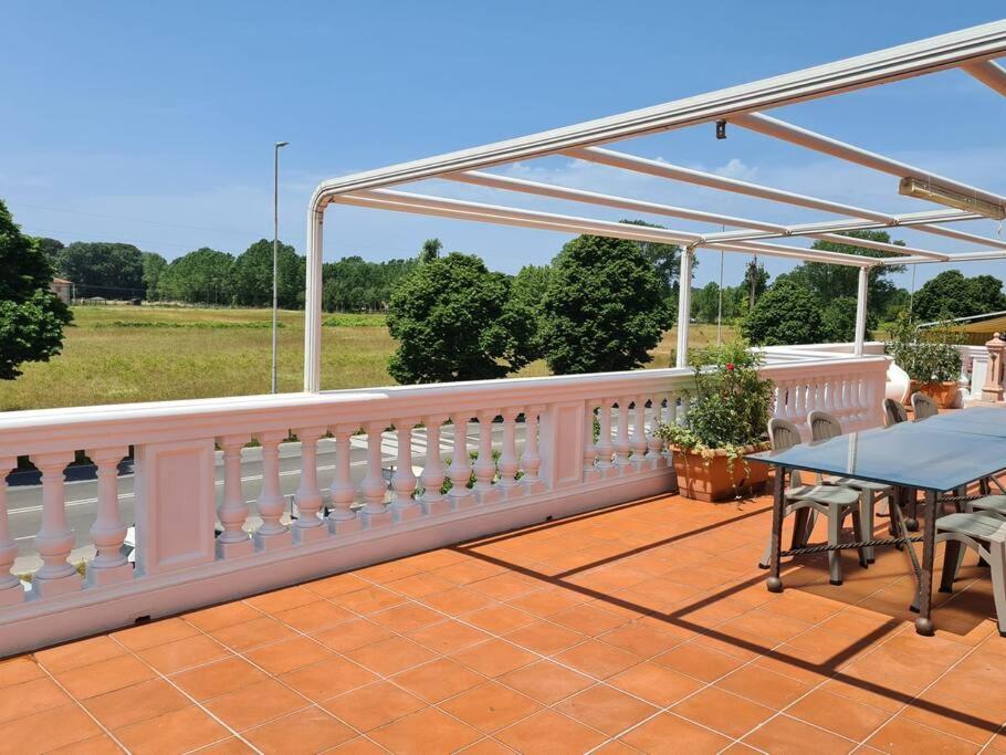 La Terrazza Sul Parco Appartamento Con Uso Piscina Torre del Lago Puccini Exterior foto